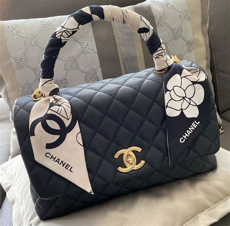 chanel coco handle香港價錢|香奈兒開箱｜Coco handle mini & small 容量試裝、實背分享.